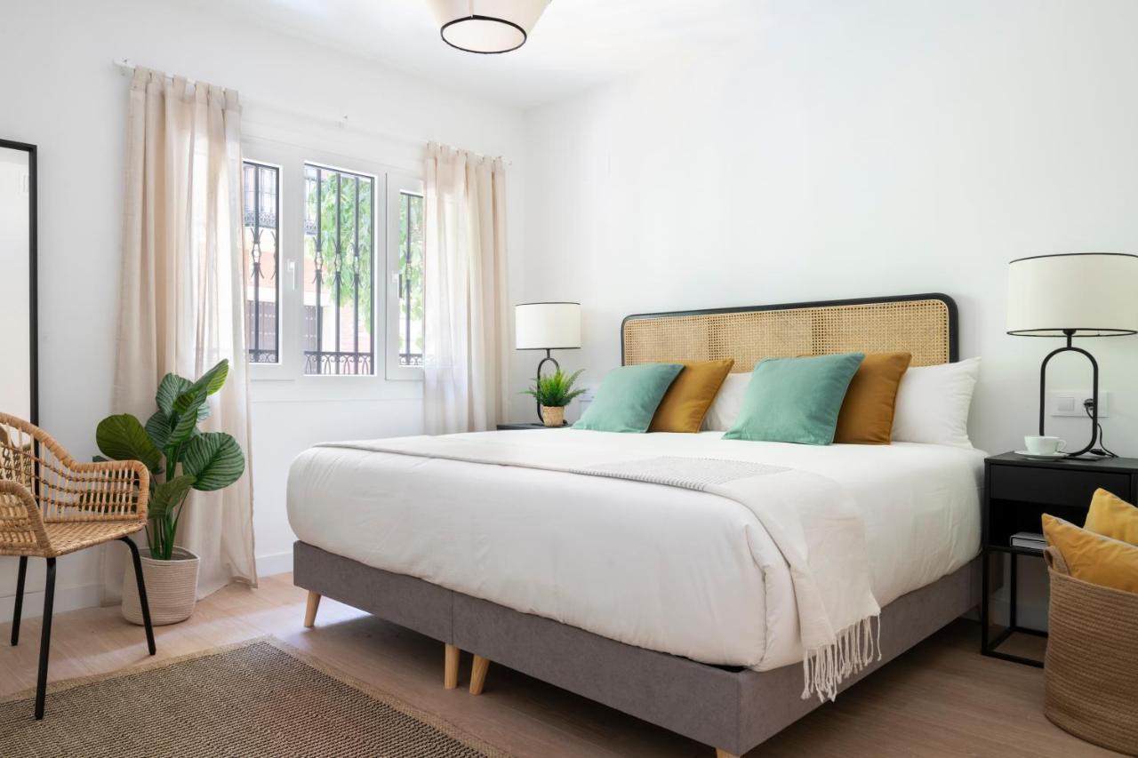 Magno Apartments Castelar Sevilla Eksteriør billede