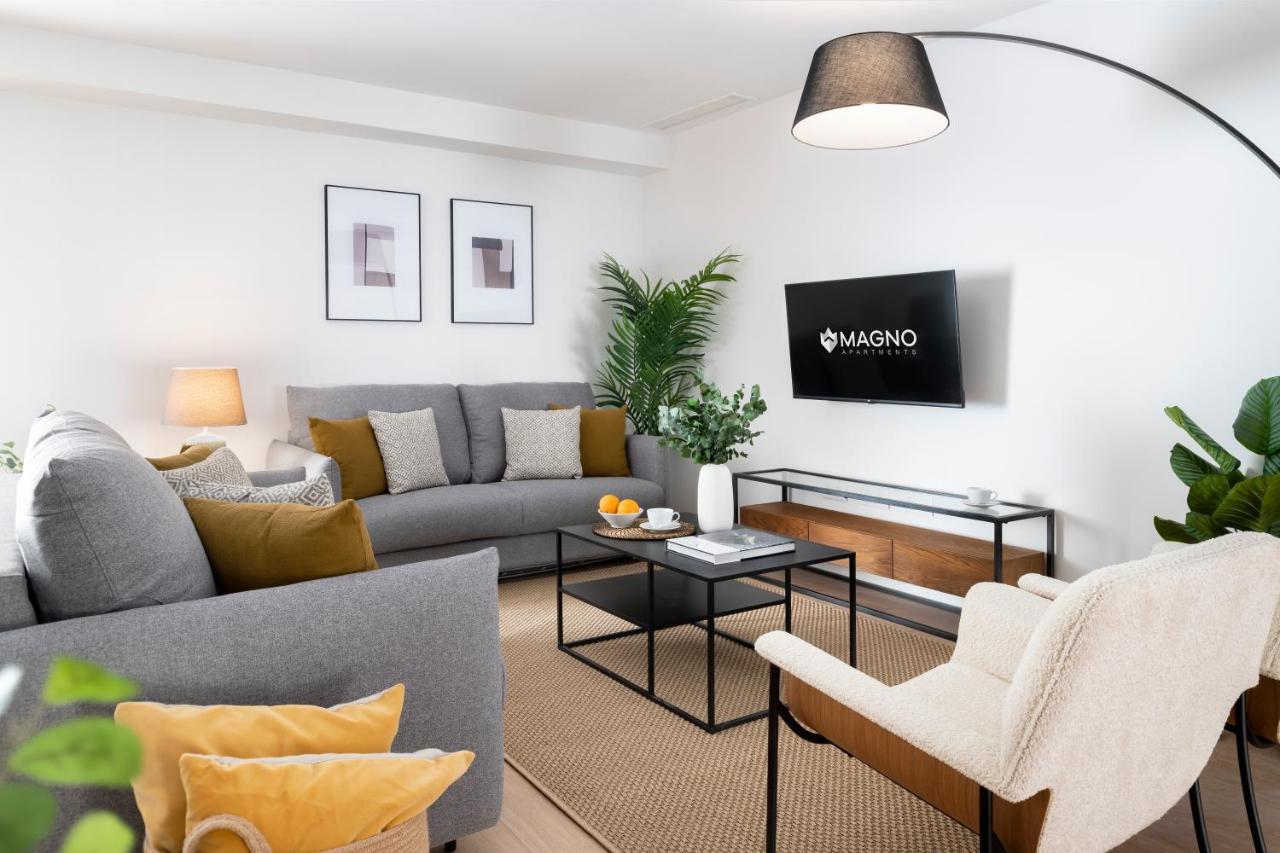 Magno Apartments Castelar Sevilla Eksteriør billede